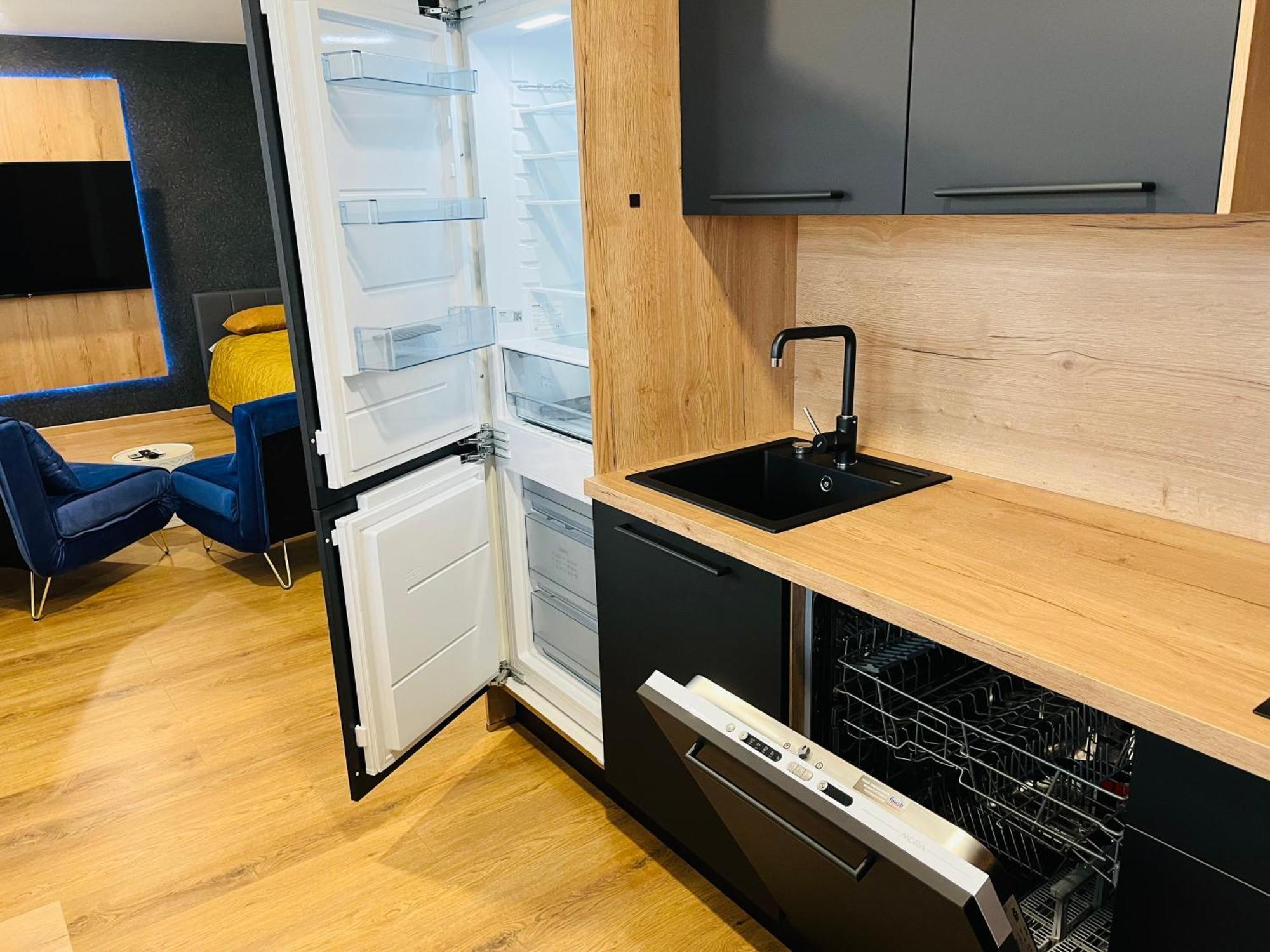 Apartman Sitka Apartment Trencin Luaran gambar