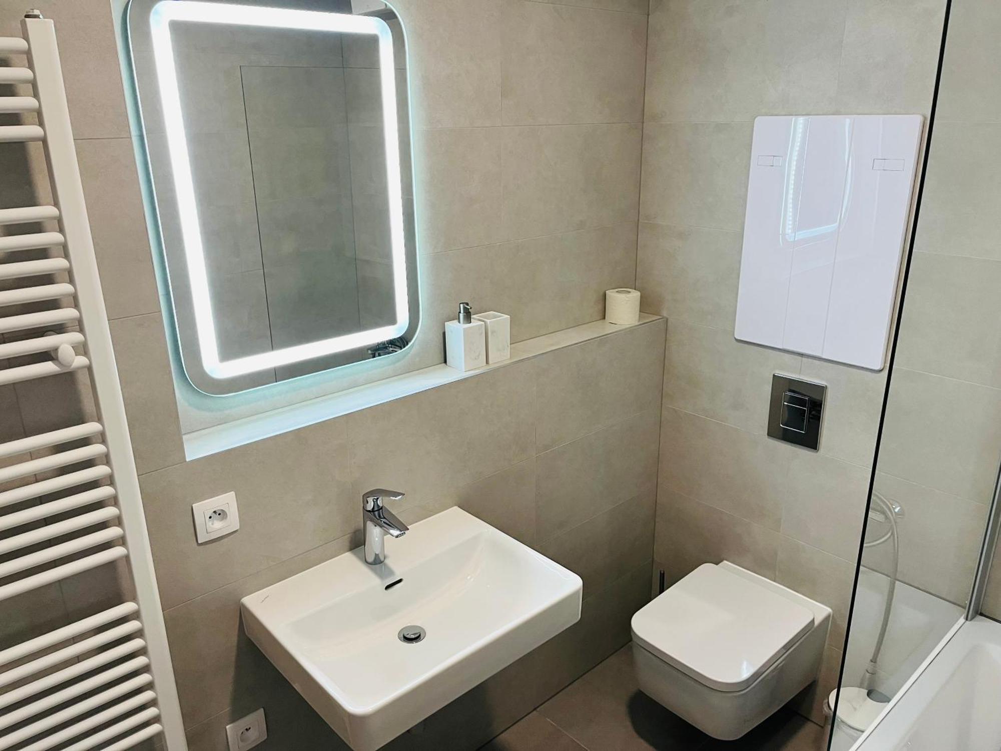 Apartman Sitka Apartment Trencin Luaran gambar
