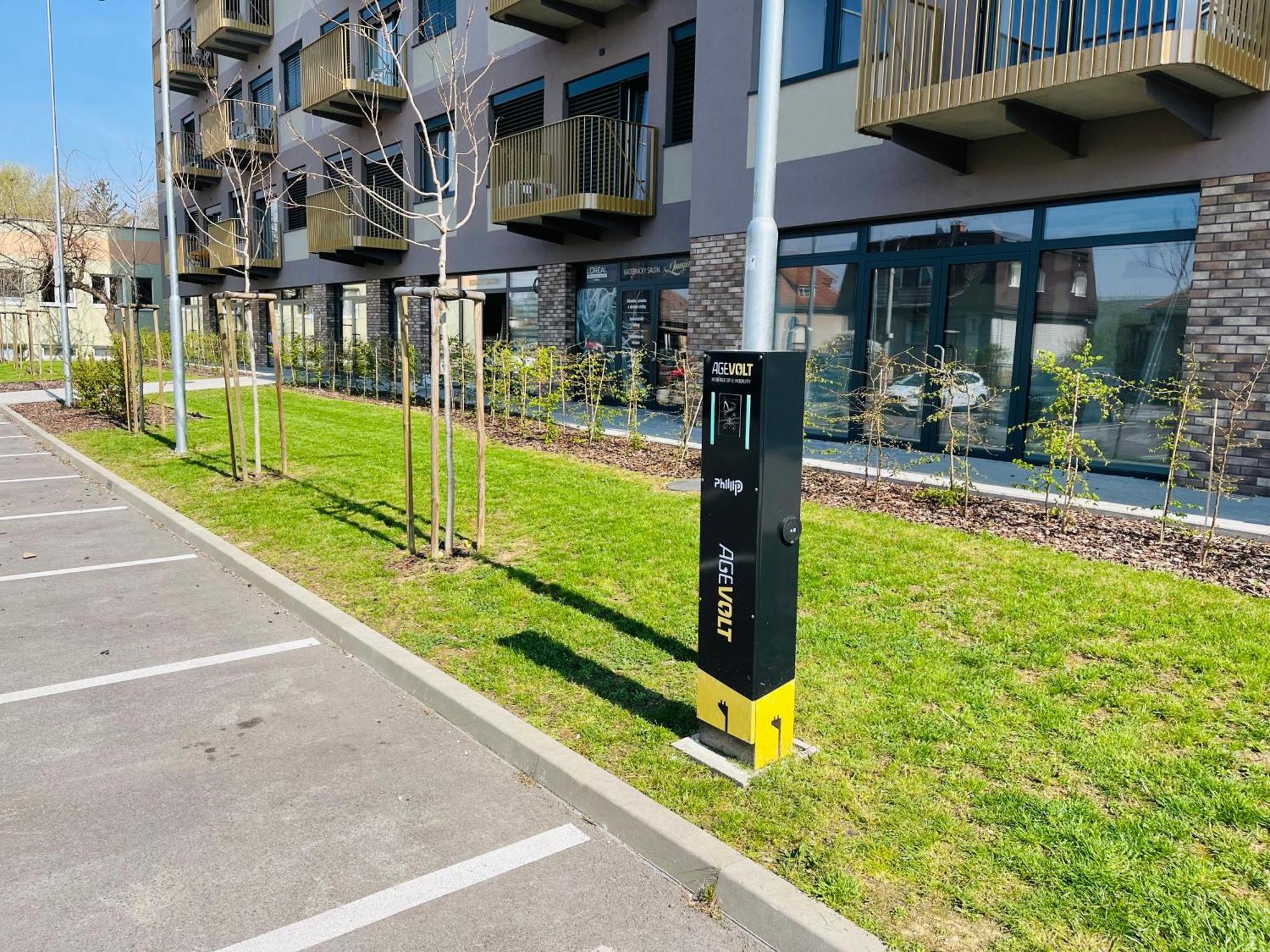 Apartman Sitka Apartment Trencin Luaran gambar